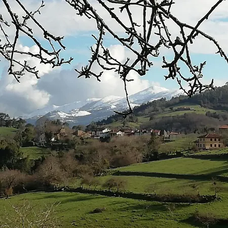 Casa rural El Oteru I *